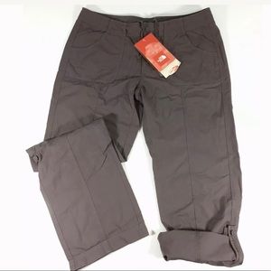 The North Face Women’s Pants Hiking Camping Convertible Trouser/Capri Roll Up